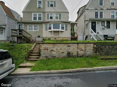 Avenue A, PALMERTON, PA 18071