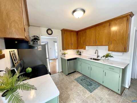 Baker, CHARLOTTESVILLE, VA 22903