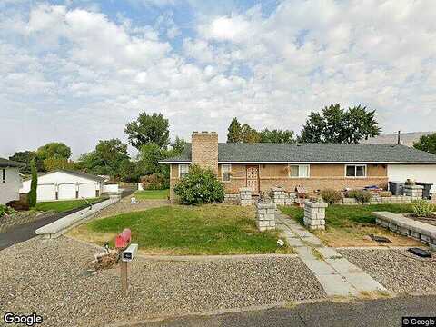 Roza Vista, YAKIMA, WA 98901