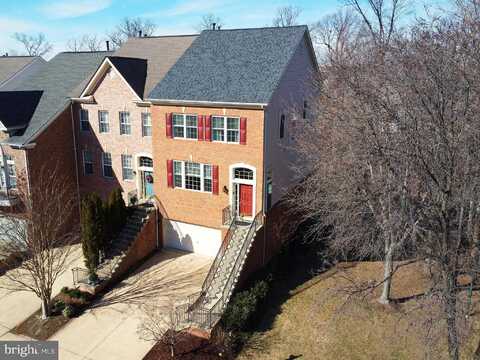 Logan Manor, RESTON, VA 20190