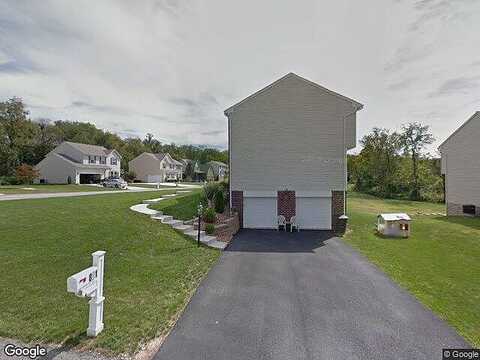 Christina, GREENSBURG, PA 15601