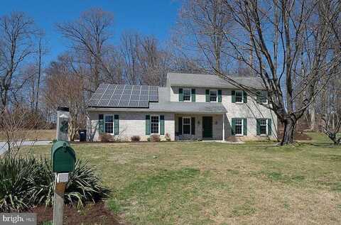 Arianna, EXTON, PA 19341
