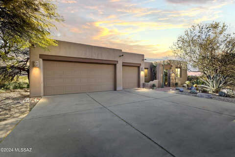 Soaring Hawk, ORO VALLEY, AZ 85755