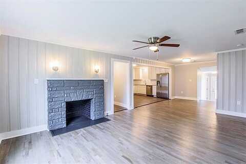 Lipscomb, BONHAM, TX 75418