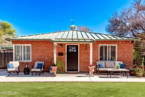 11Th, PHOENIX, AZ 85013