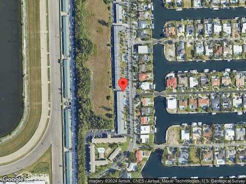 Layne, HALLANDALE BEACH, FL 33009