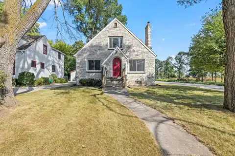 105Th, MILWAUKEE, WI 53225