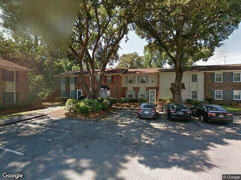 Mall, SAVANNAH, GA 31406