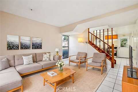 Bryant, CYPRESS, CA 90630