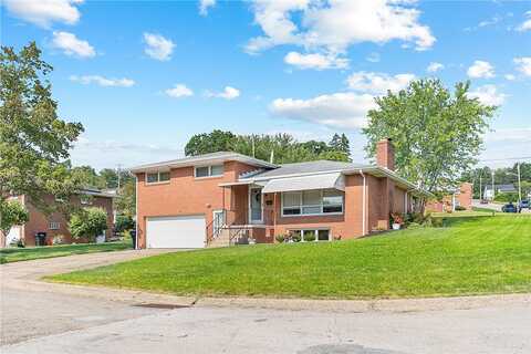 Christine, ALIQUIPPA, PA 15001