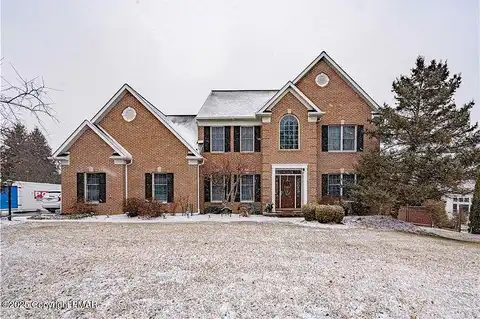 Broadmoor, CENTER VALLEY, PA 18034