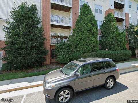 Deer Hollow, FAIRFAX, VA 22031
