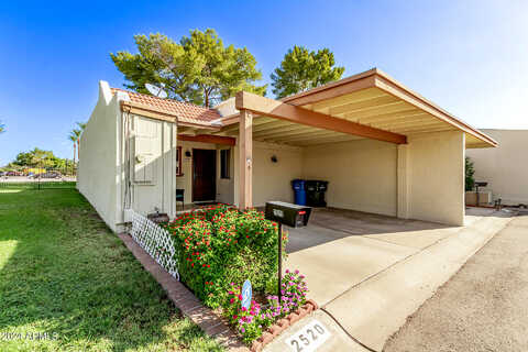 Rue De Lamour, PHOENIX, AZ 85029