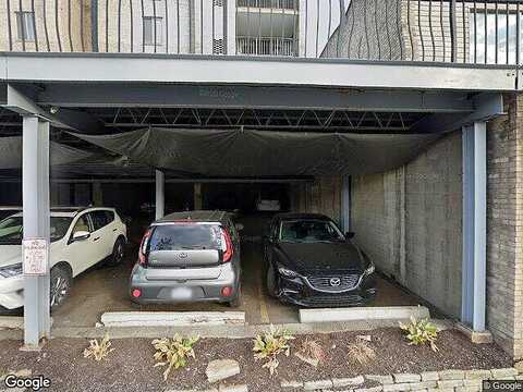 Greentree, PITTSBURGH, PA 15220