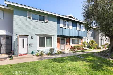 Kingswood, HUNTINGTON BEACH, CA 92646