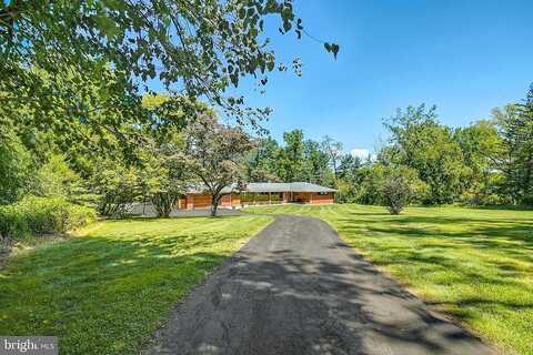 Saucon Valley, BETHLEHEM, PA 18015