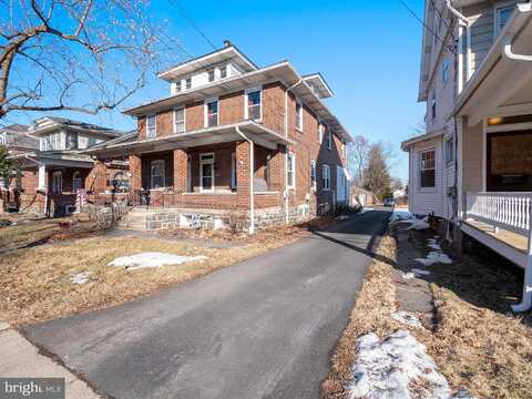 Broad, QUAKERTOWN, PA 18951