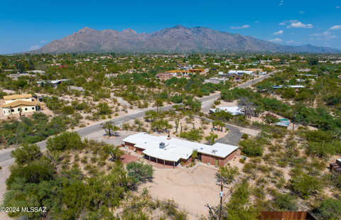 Las Lomitas, TUCSON, AZ 85704