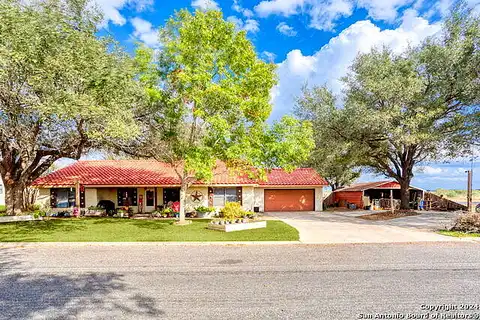Campbell, PLEASANTON, TX 78064
