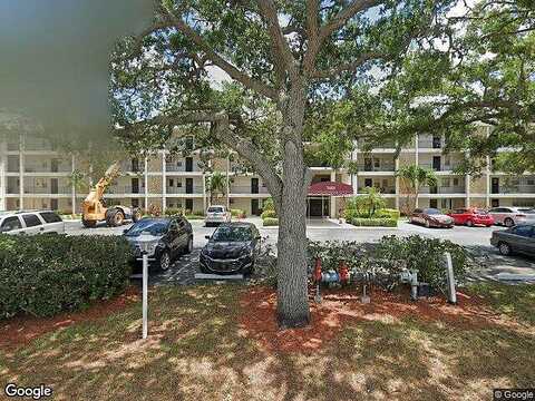Country Club, SARASOTA, FL 34243