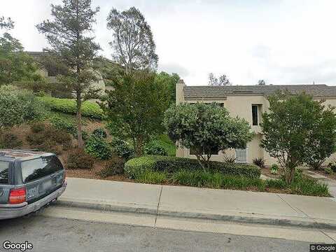 Singingwood, ORANGE, CA 92869
