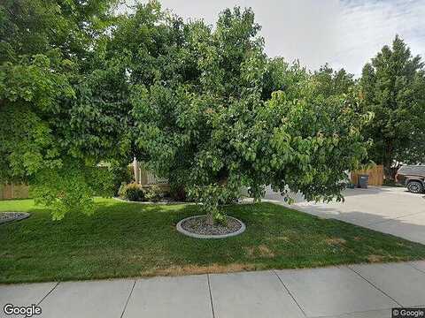Young, KENNEWICK, WA 99336