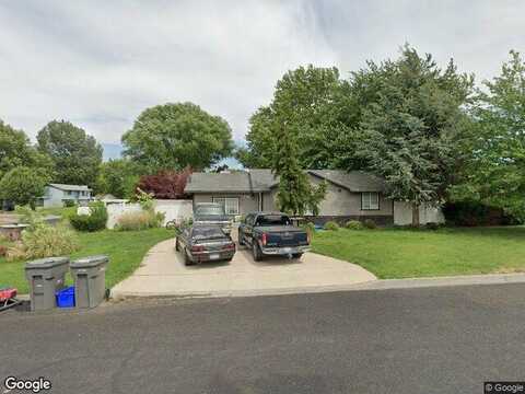 Ione, KENNEWICK, WA 99337