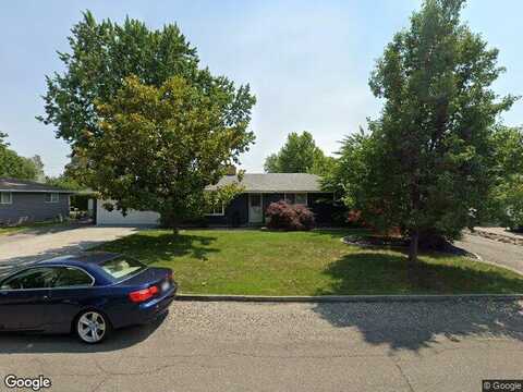 16Th, KENNEWICK, WA 99337