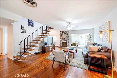 Barranca, HUNTINGTON BEACH, CA 92646