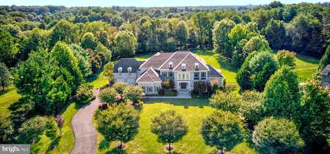 Nicholas Run, GREAT FALLS, VA 22066