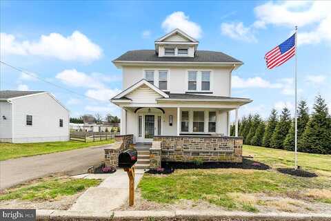 Pine, TOUGHKENAMON, PA 19374