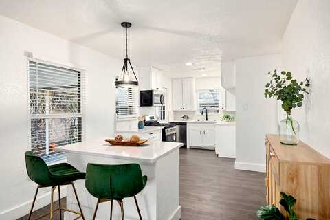 Carolyn, GARLAND, TX 75041