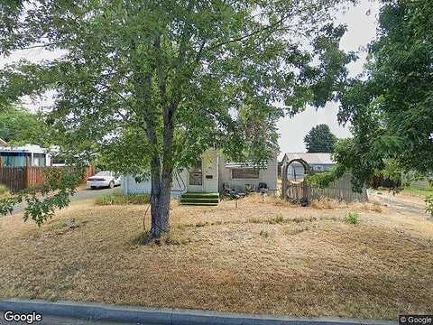31St, YAKIMA, WA 98902