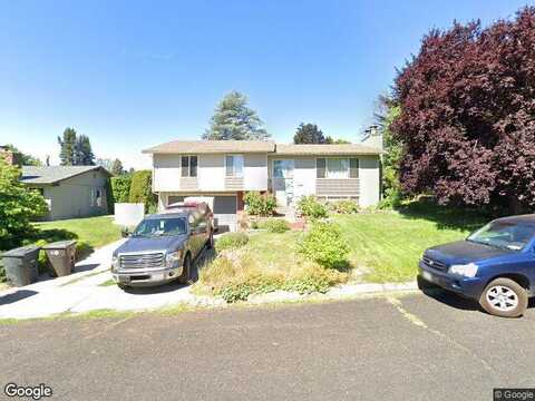 Carriage Hill, YAKIMA, WA 98908