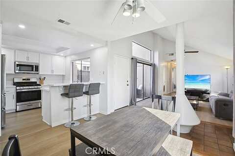 Southlake, HUNTINGTON BEACH, CA 92647