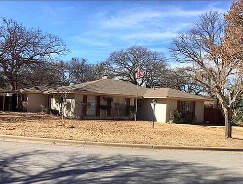28Th, MINERAL WELLS, TX 76067