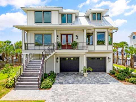 Madura Six, GULF BREEZE, FL 32563