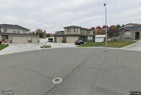 Peppertree, PASCO, WA 99301