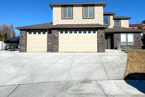 Peppertree, PASCO, WA 99301