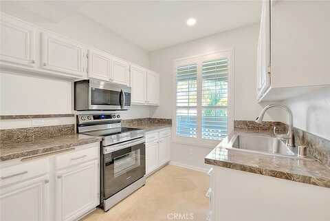 Central, RIVERSIDE, CA 92507
