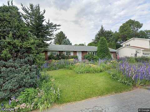 Kathleen, ALLENTOWN, PA 18103