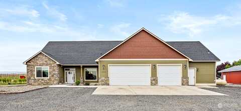 Huntzinger, SELAH, WA 98942