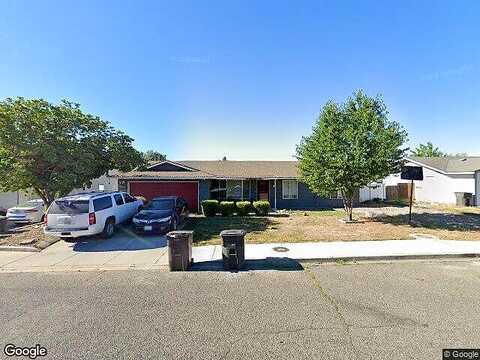 Lila, YAKIMA, WA 98902