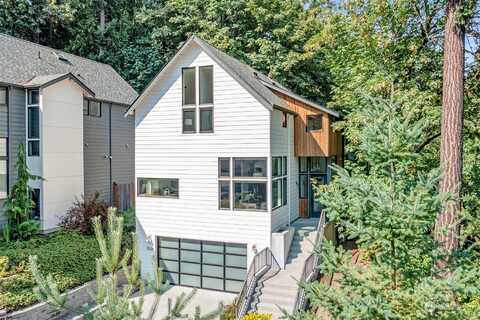 1St, BELLEVUE, WA 98008