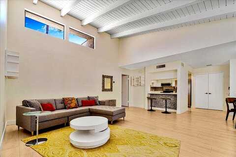 Andee, PALM SPRINGS, CA 92264