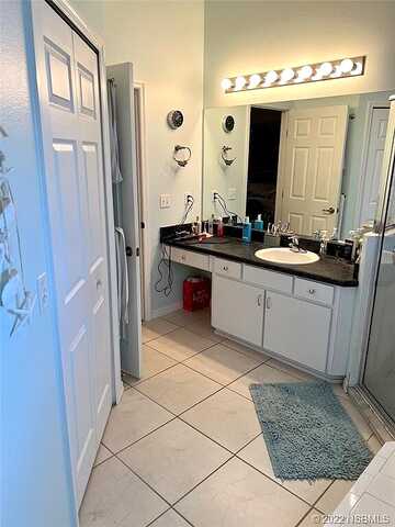 Douglas, EDGEWATER, FL 32141