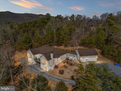Oakview, BENTONVILLE, VA 22610