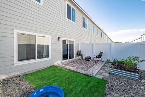 Quillan, KENNEWICK, WA 99336