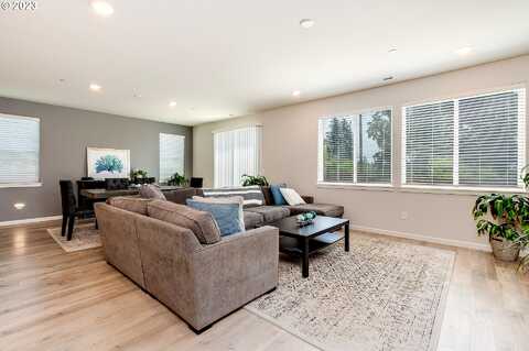 86Th, CAMAS, WA 98607