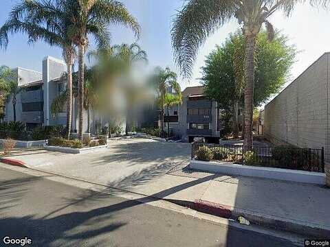 Oso, WINNETKA, CA 91306